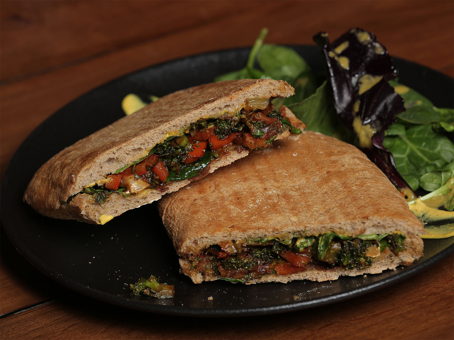 مرغ و اسفناج 